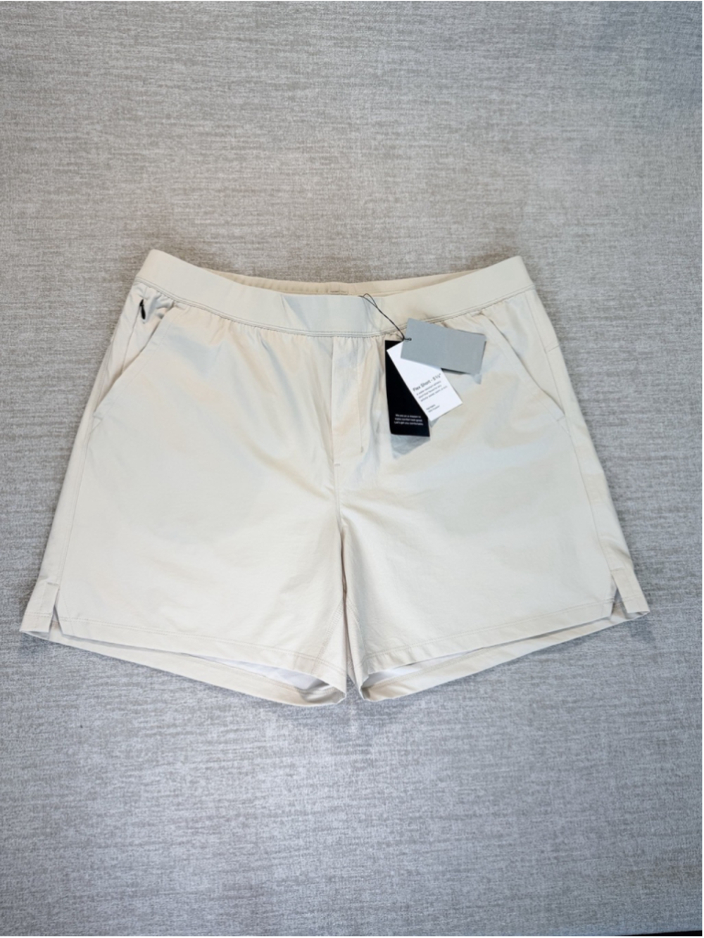 NWT Men’s Public Rec Flex Shorts 5.5 Inseam 40 Sand Tan Gym Workout Active